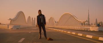 Mission Impossible - Ghost Protocol_Hunt on the bridge after the sandstorm has passed
