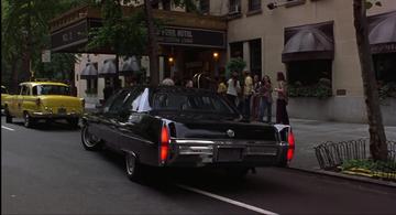 Almost Famous_The hotel in New York