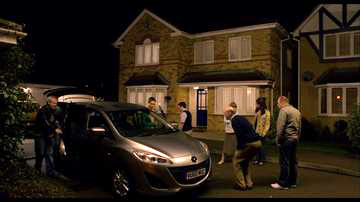 The Inbetweeners Movie_Outside Simon