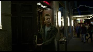 Birdman_Riggan and Shiner go to the bar