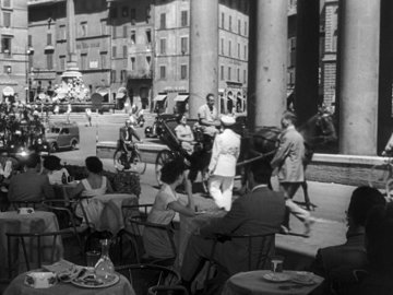 Roman Holiday_Joe and Ann have drinks at Cafe Rocca