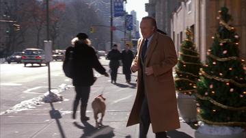 Elf_Walter leaves his building