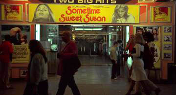 Taxi Driver_Travis takes Betsy to the cinema