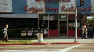 American History X_The coffee shop