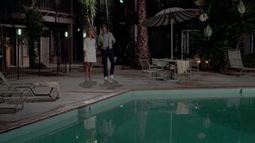 National Lampoons Vacation_Clark goes skinny dipping