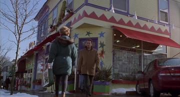 Jingle All The Way_Howard leaves the toy shop