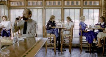 Sex Lies and Videotape_Graham and Ann get a drink