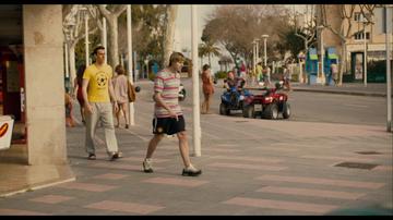 The Inbetweeners Movie_Jay tears up the party tickets