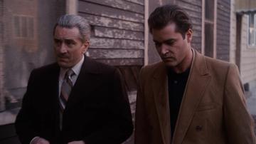 Goodfellas_Jimmy decides to whack Morrie at the bar
