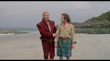 Highlander_MacLeod and Ramirez run on the beach