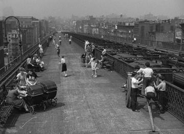 The Naked City_Garzah runs along the bridge